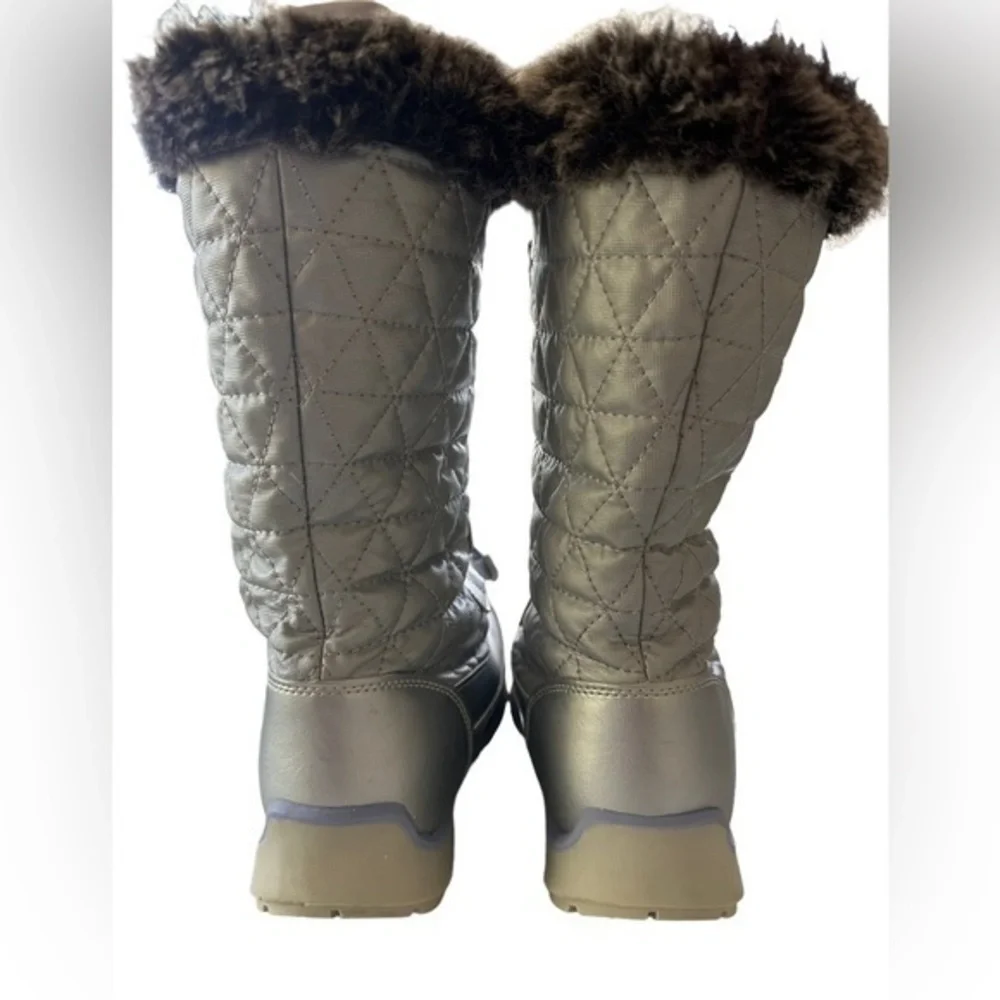LANDS’ END THERMOLITE INSULATED WATERPROOF SNOW BOOTS SILVER AND PURPLE SZ 3